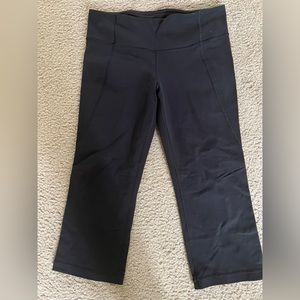 Lululemon flared crop legging